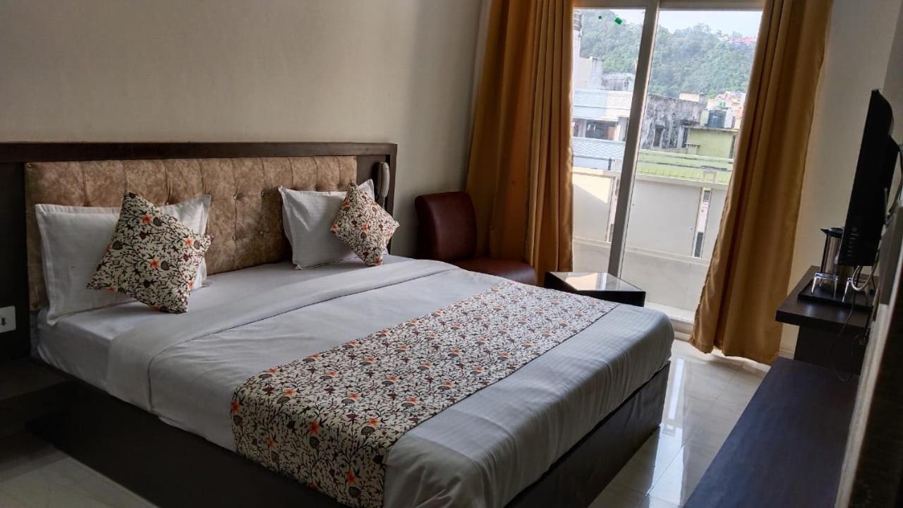 Hotel Bagga Kuteer Haridwar Ngoại thất bức ảnh