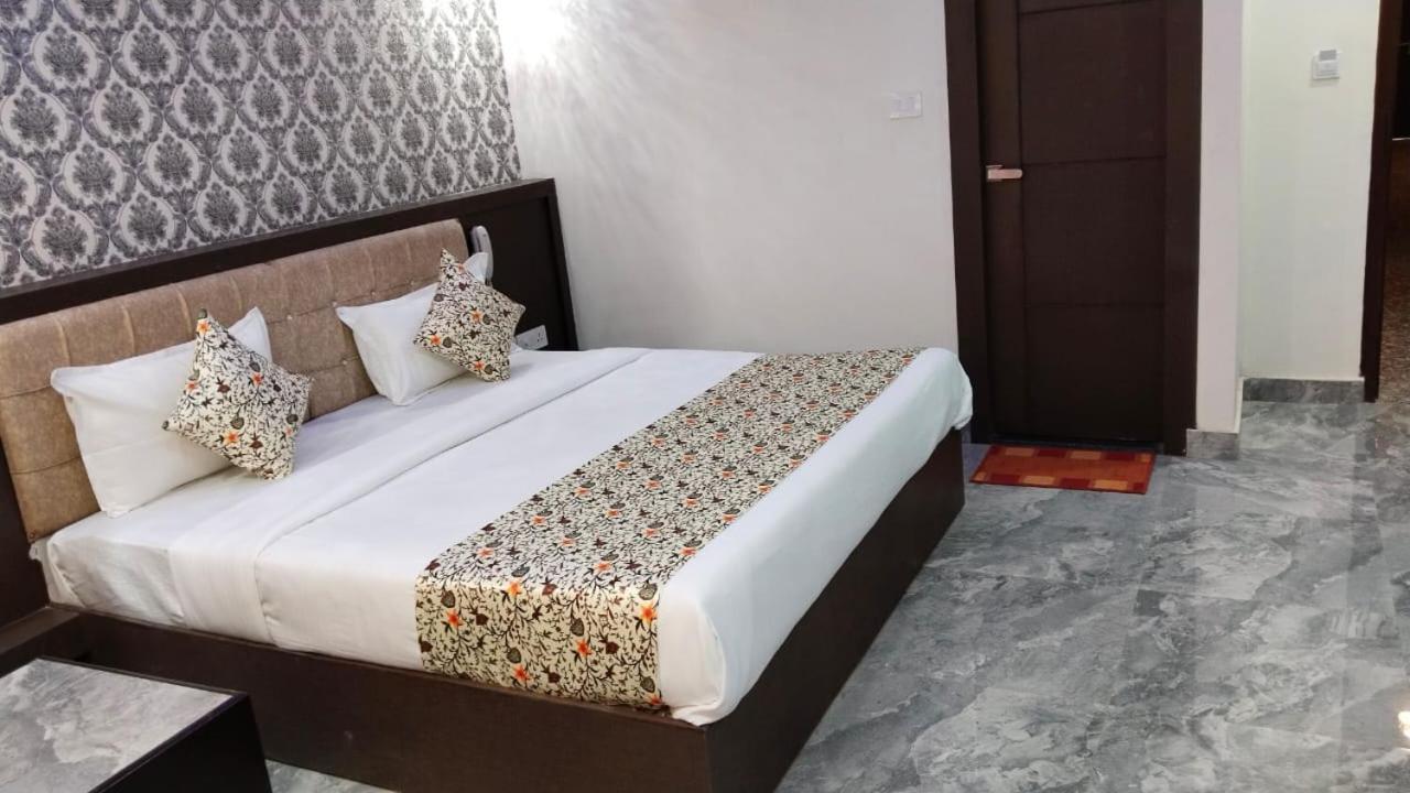 Hotel Bagga Kuteer Haridwar Ngoại thất bức ảnh