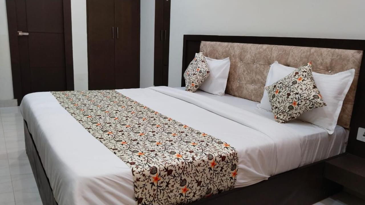 Hotel Bagga Kuteer Haridwar Ngoại thất bức ảnh